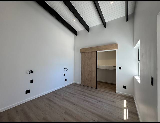 3 BEDROOM HOUSE FOR SALE IN SANDOWN